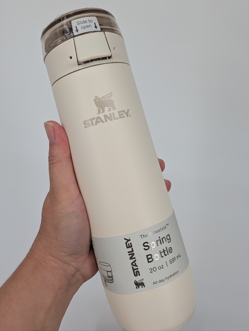 new Stanley The Flowstate Spring Bottle 20 OZ leakproof water bottle cup cream